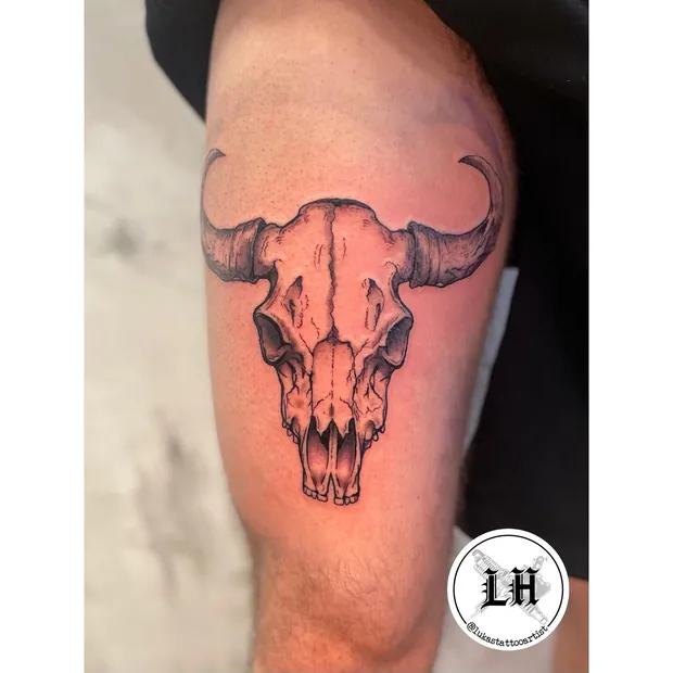 Ornamentales Tattoo aus dem Studio Sweet Temptation in Bottrop