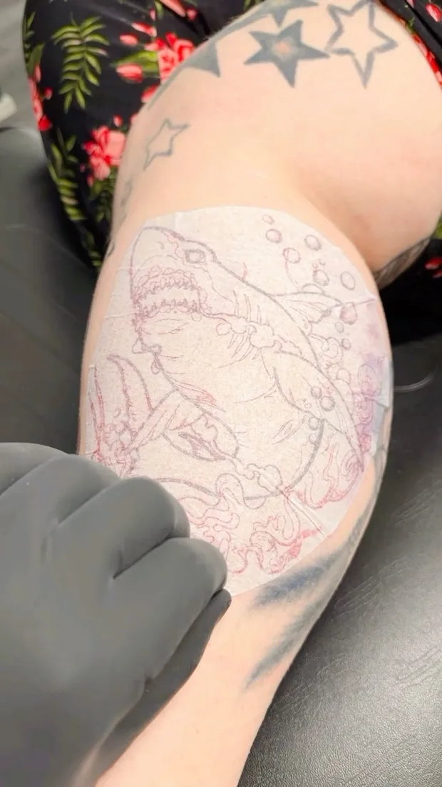 Feinlinien-Tattoo aus dem Studio Sweet Temptation in Bottrop