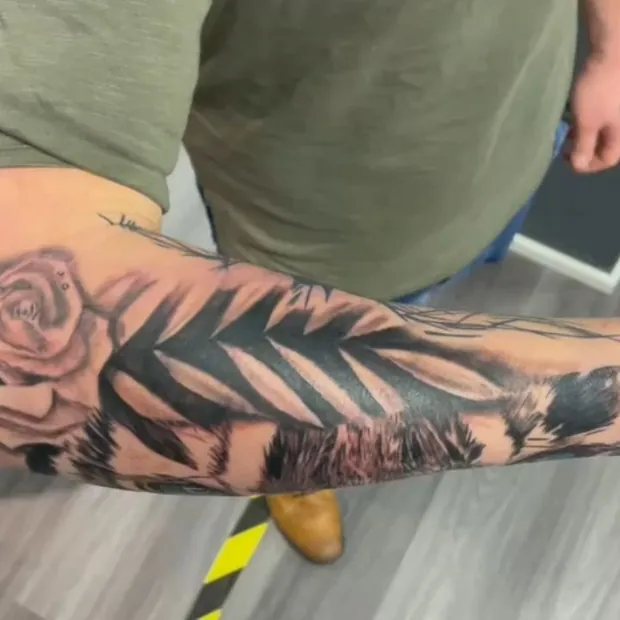 Ornamentales Tattoo aus dem Studio Sweet Temptation in Bottrop