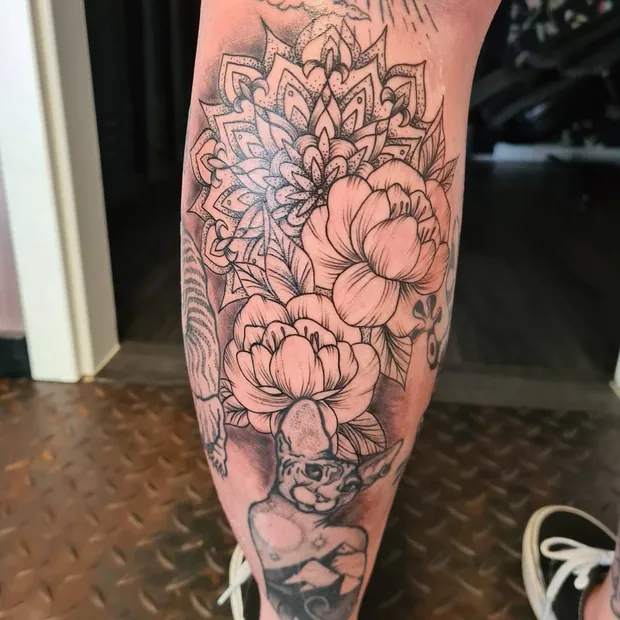 Feinlinien-Tattoo aus dem Studio Sweet Temptation in Bottrop